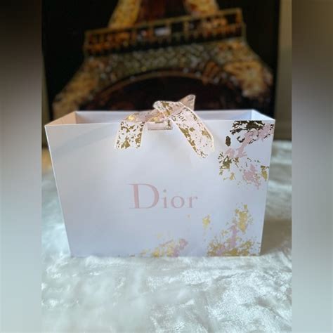 dior gifting clutch